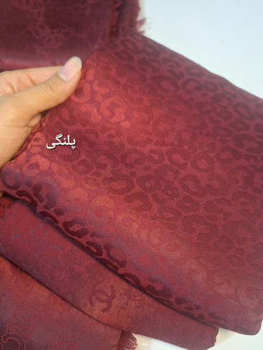 روسری ژاکارد پلنگی لمه دار دورو