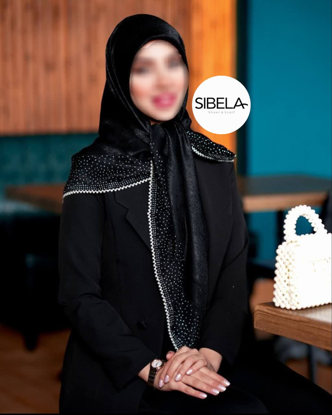 روسری کوپرا دور نگین و مروارید سفید قواره ۱۲۰