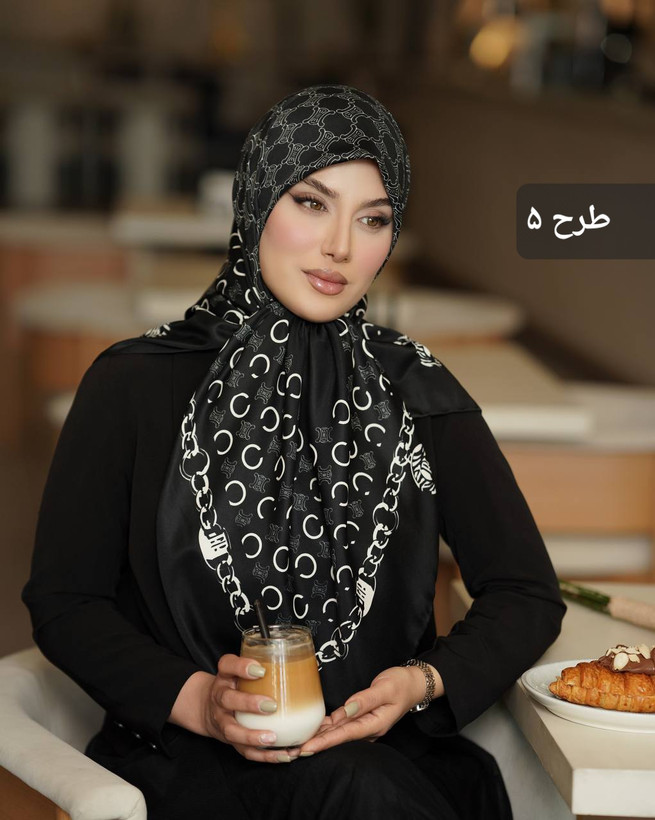 روسری ابریشم توییل سفید مشکی دور دست دوز کد ۰۲۰۲۴