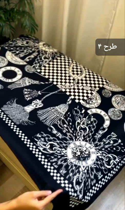 روسری ابریشم توییل سفید مشکی دور دست دوز کد ۰۲۰۲۴