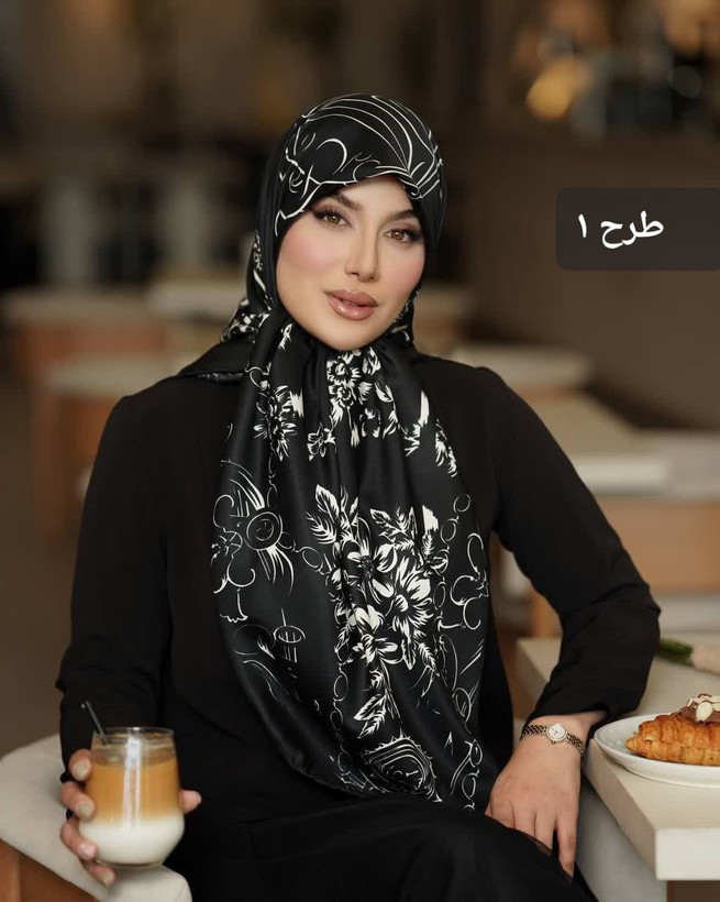 روسری ابریشم توییل سفید مشکی دور دست دوز کد ۰۲۰۲۴