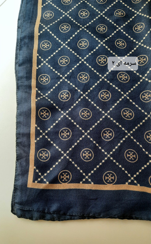 روسری نخی سی اسکارف درجه یک قواره ۱۲۰ طرح برند