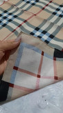 مبنی اسکارف نخی نخ پنبه وارداتی طرح باربری کرمی قواره ۷۰